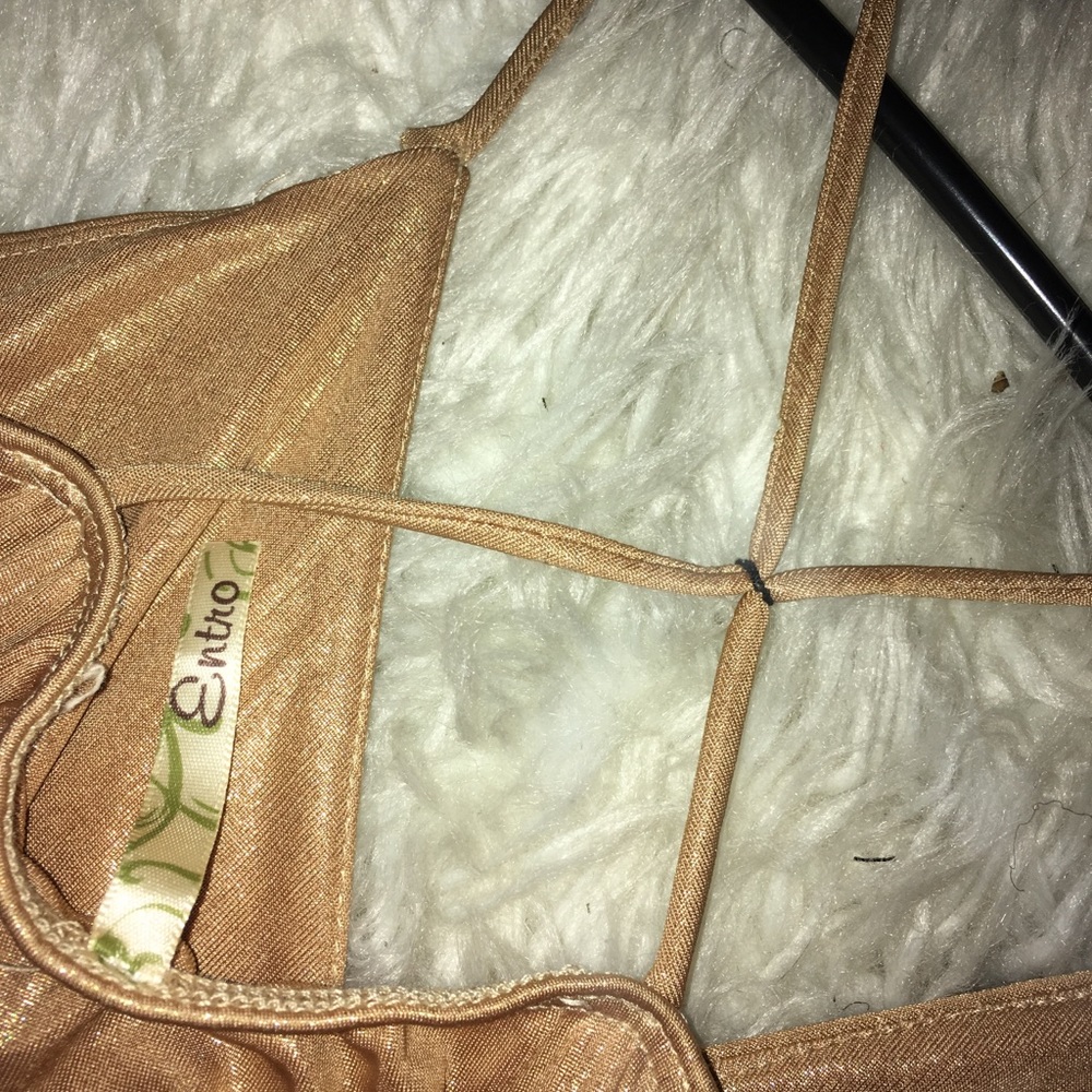 Gold mini flirty party dress. - Picture 6 of 8